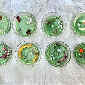 CAPRICORN Zodiac Candle - Clear Quartz - Earth Collection Gemstone Crystals